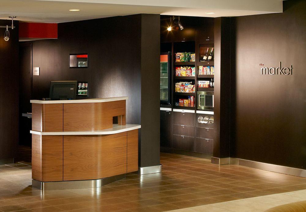 Courtyard By Marriott Savannah Midtown Εξωτερικό φωτογραφία